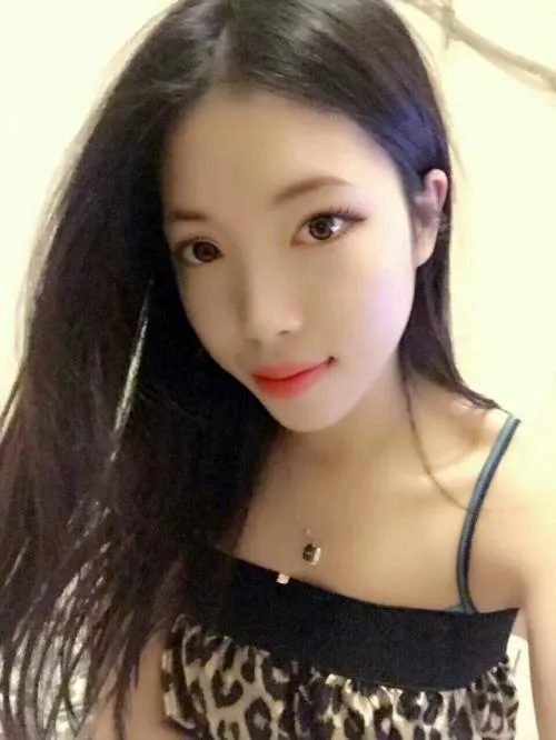 越秀-莉莉