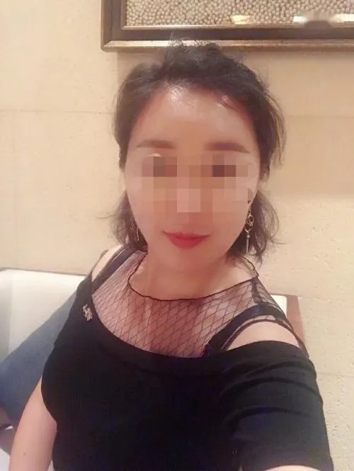 越秀 凤姐