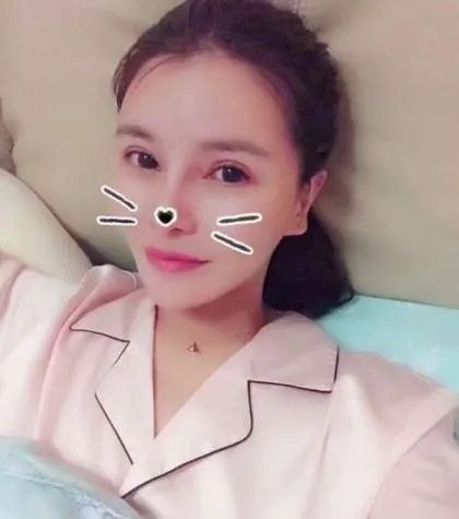 秦淮成开 小妖精