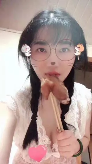 上海游泳馆 佳佳