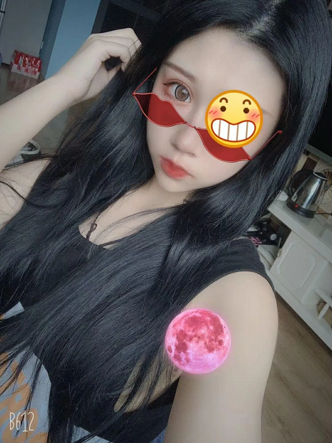 丝袜制服诱惑，体验锦华万达168温柔小嫩妹