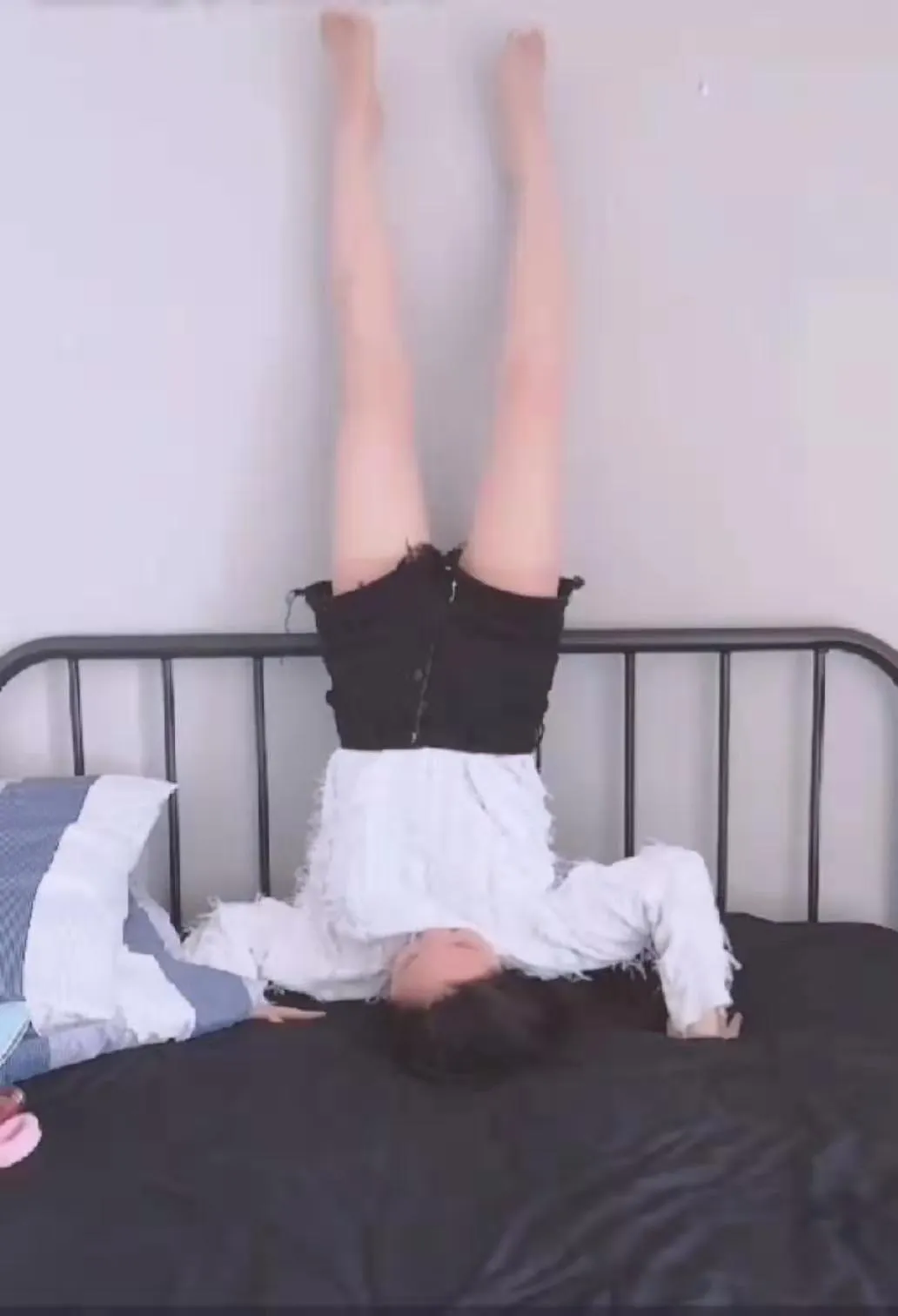 武昌腰非常灵活的妹子
