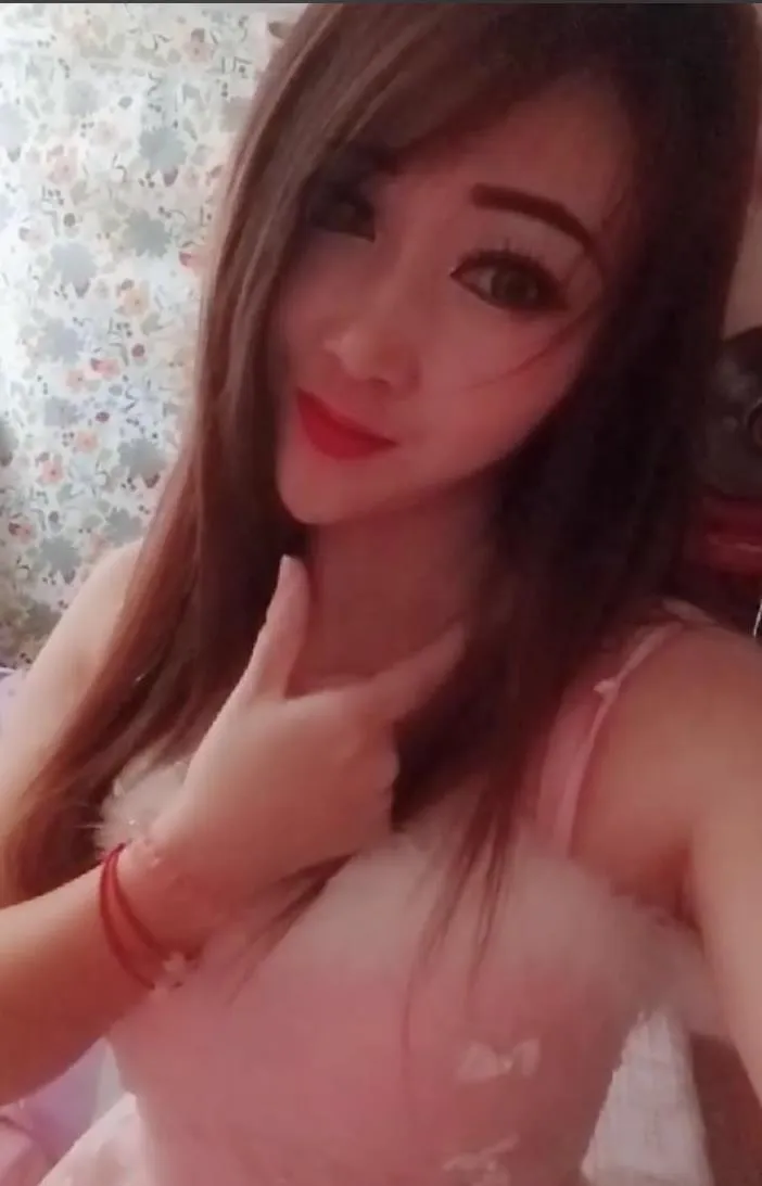 还算可以的姑娘