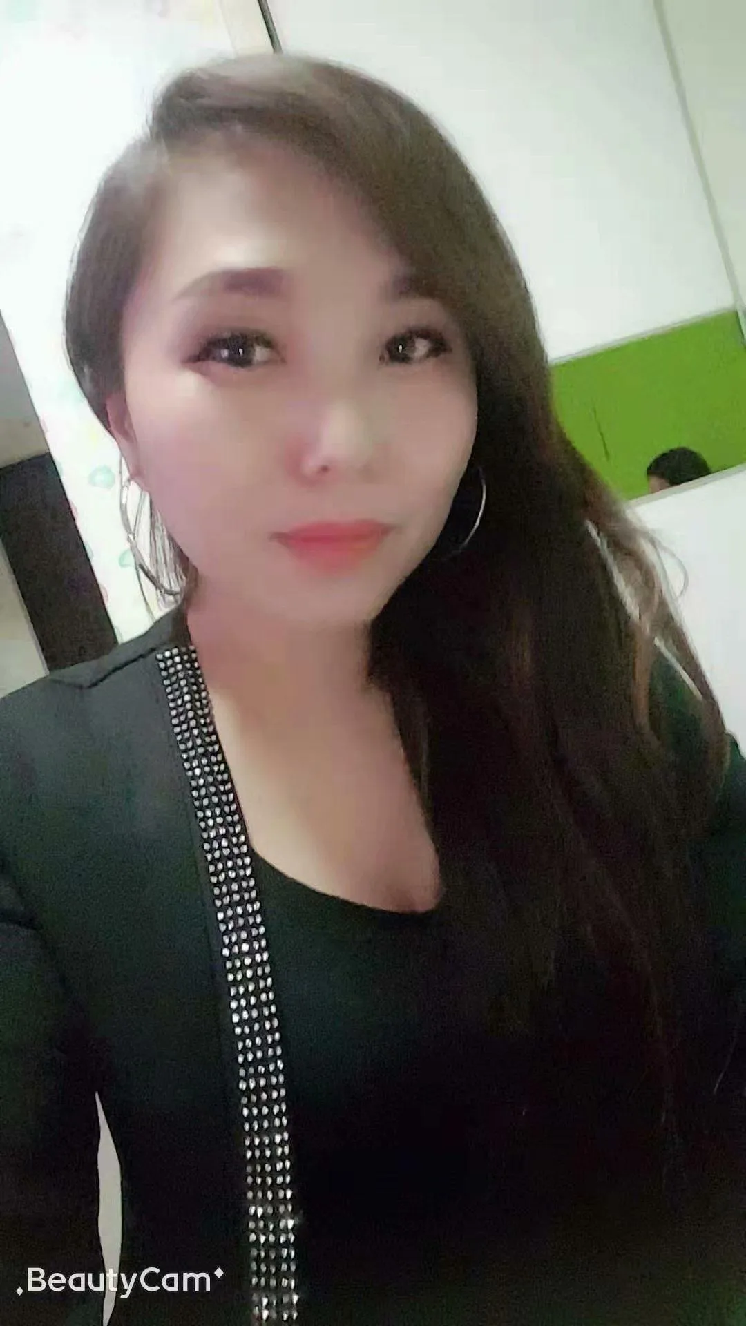 傍江街熟女