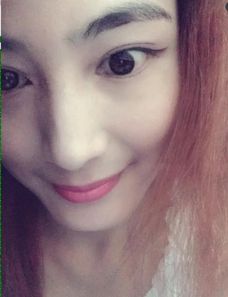 名凤之芳芳，超级性感