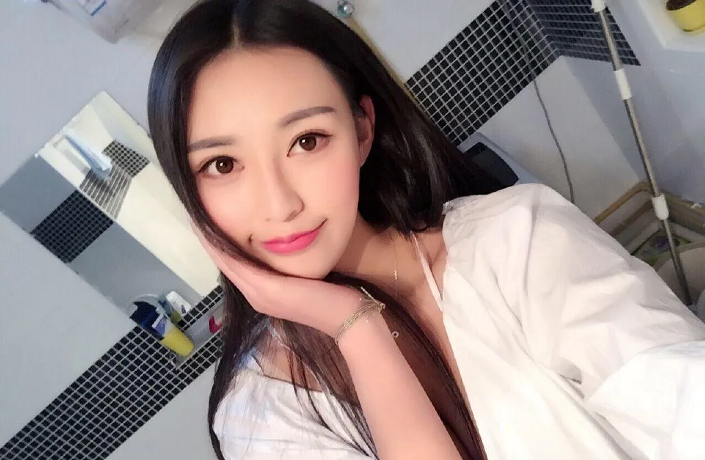 2020年9月13女神级别的颜值安吉拉