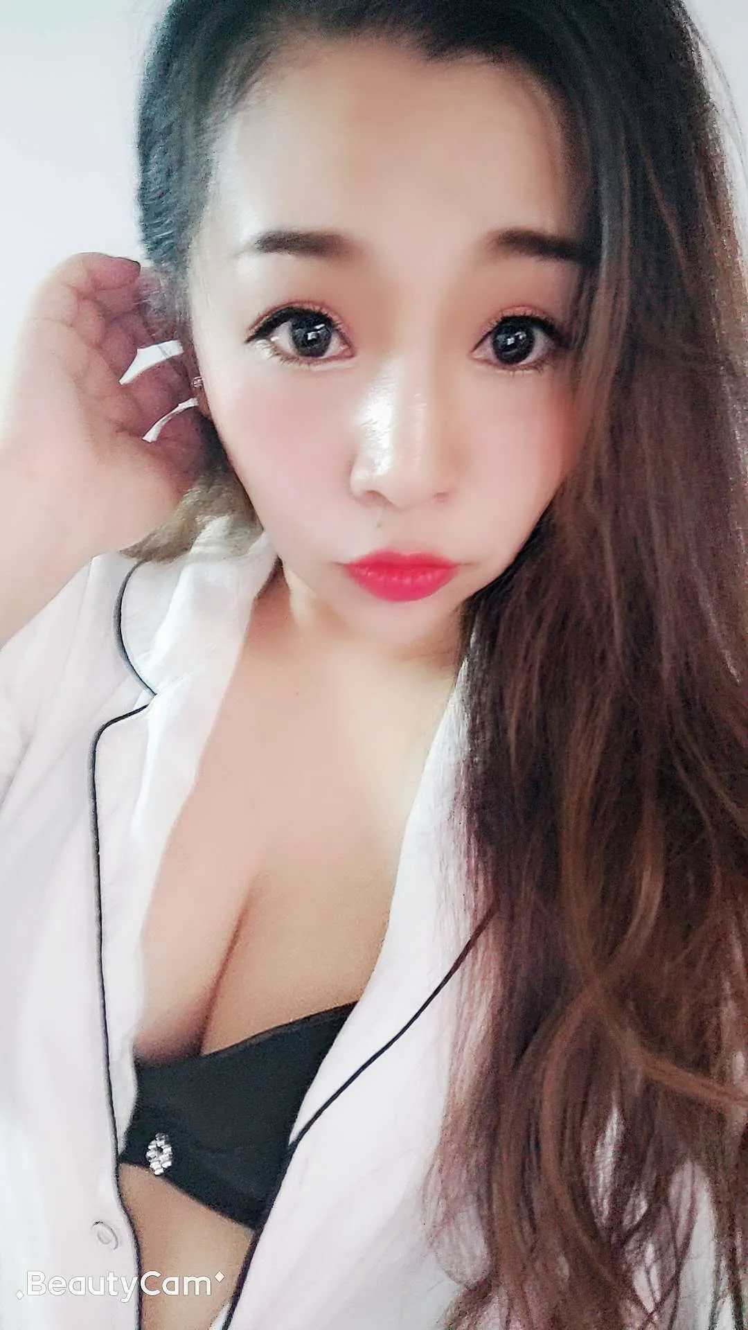 热情主动懂你的洋洋，甜美式小女友