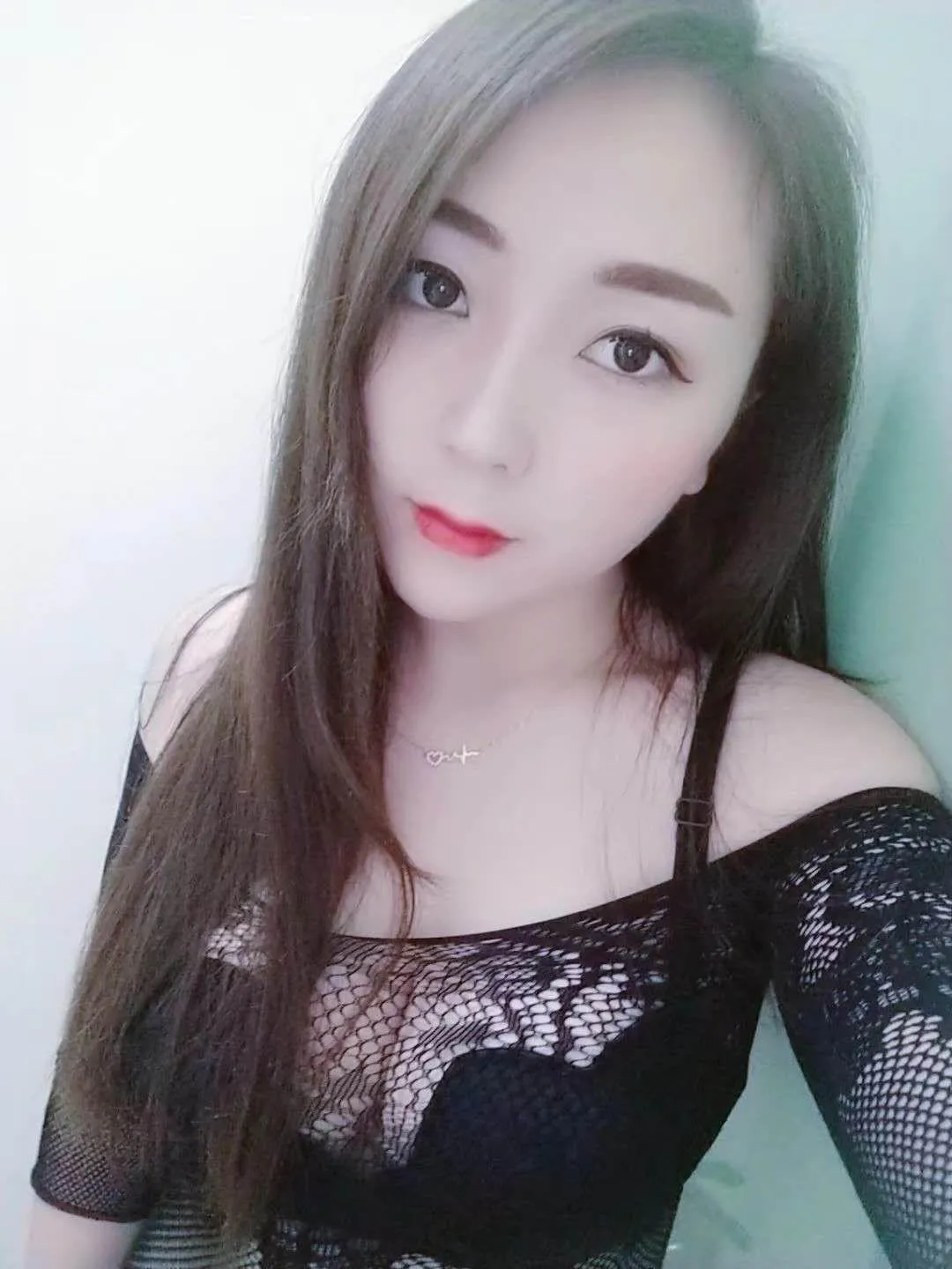 2020年11月4娇小玲珑的小敏（大波妹）