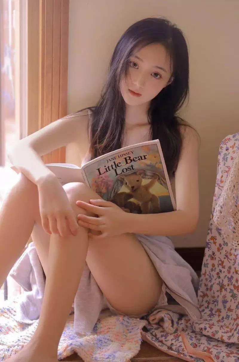 2020年12月30深圳大学的00年的学生妹