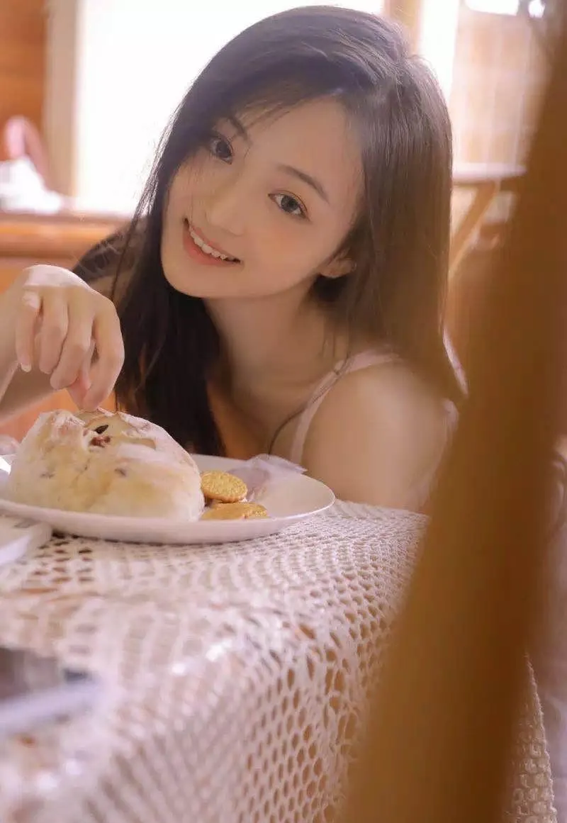 2020年12月30深圳大学的00年的学生妹