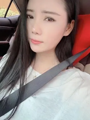 非常诱人的小妖精