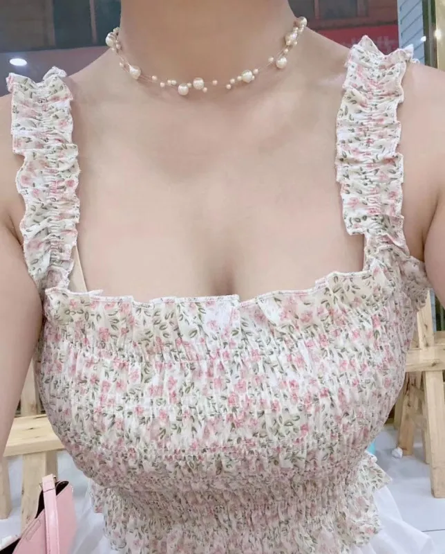 不容错过的肤白貌美少妇