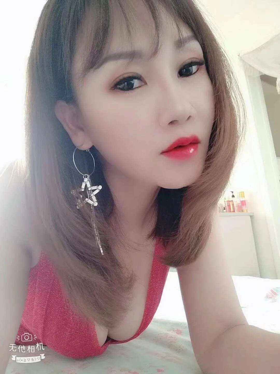 服务控入！纯骚逼控精大师，36D爆乳豪放性情