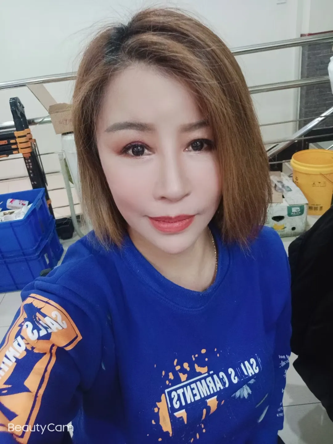 布吉风情少妇