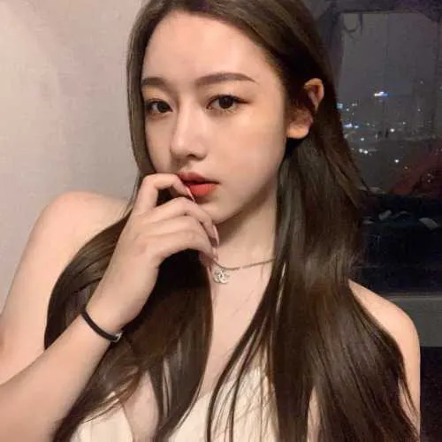 朋友推荐兼职小骚货口交超棒口爆吞精小鲍鱼粉嫩又紧 