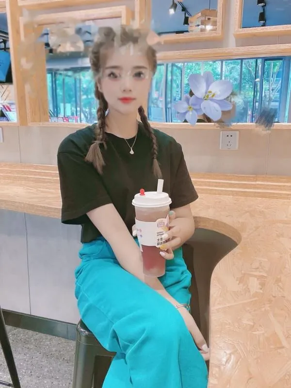 气质很好的妙龄女郎