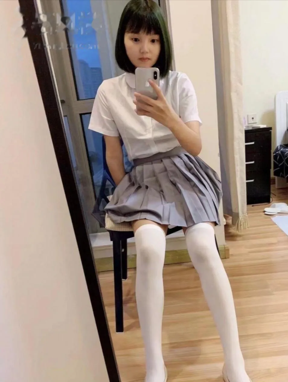 跟风乖乖女，很惹人疼爱