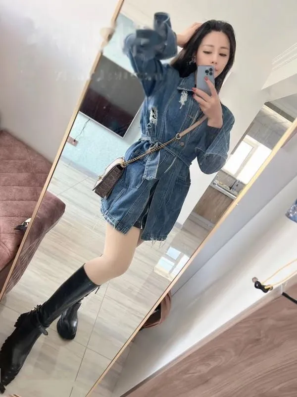 双双御姐范性感大长腿