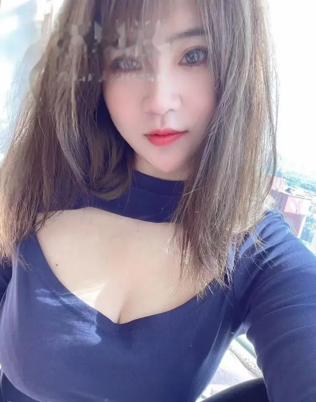 欢乐谷大e妹子