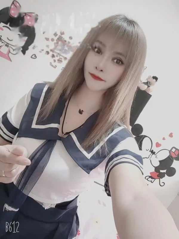 巨乳小姐姐