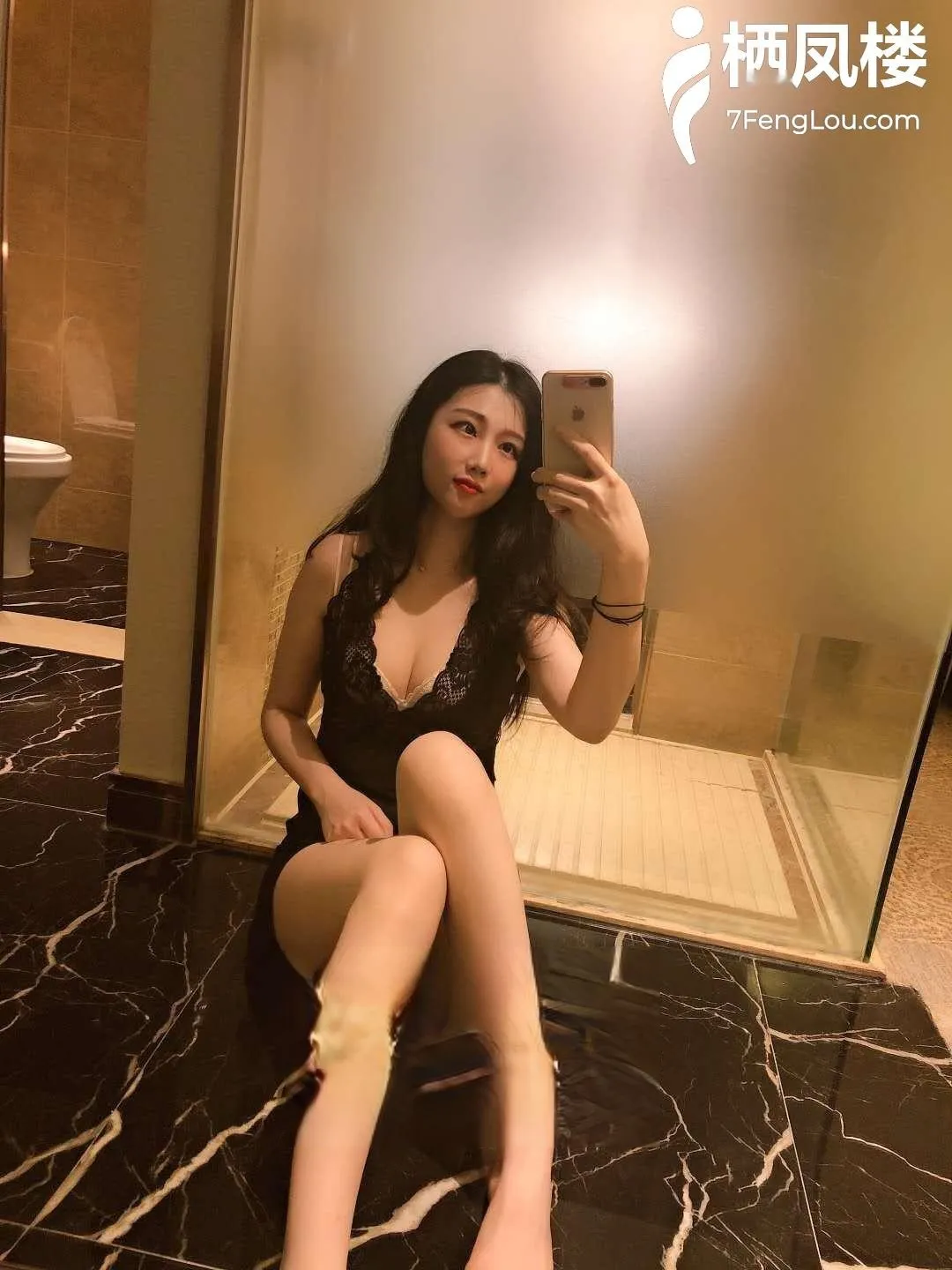 天河区 后入很爽的大胸骚货，深喉毒龙让人欲仙欲死