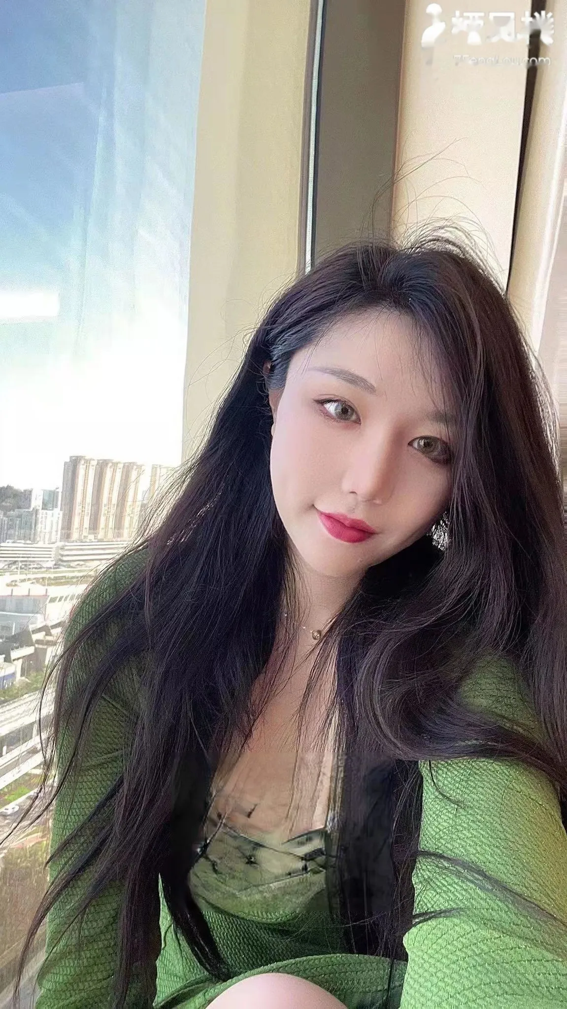 天河区 后入很爽的大胸骚货，深喉毒龙让人欲仙欲死