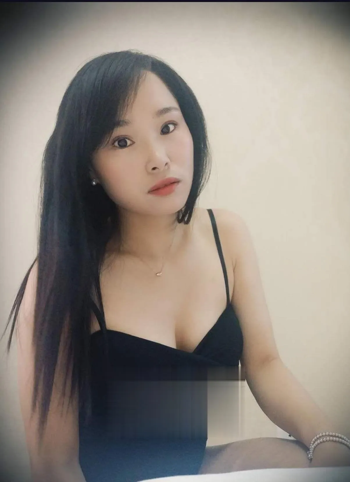 服务不错的大胸妹子