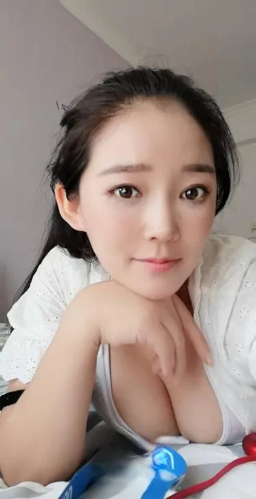 北京小女奴鑫鑫