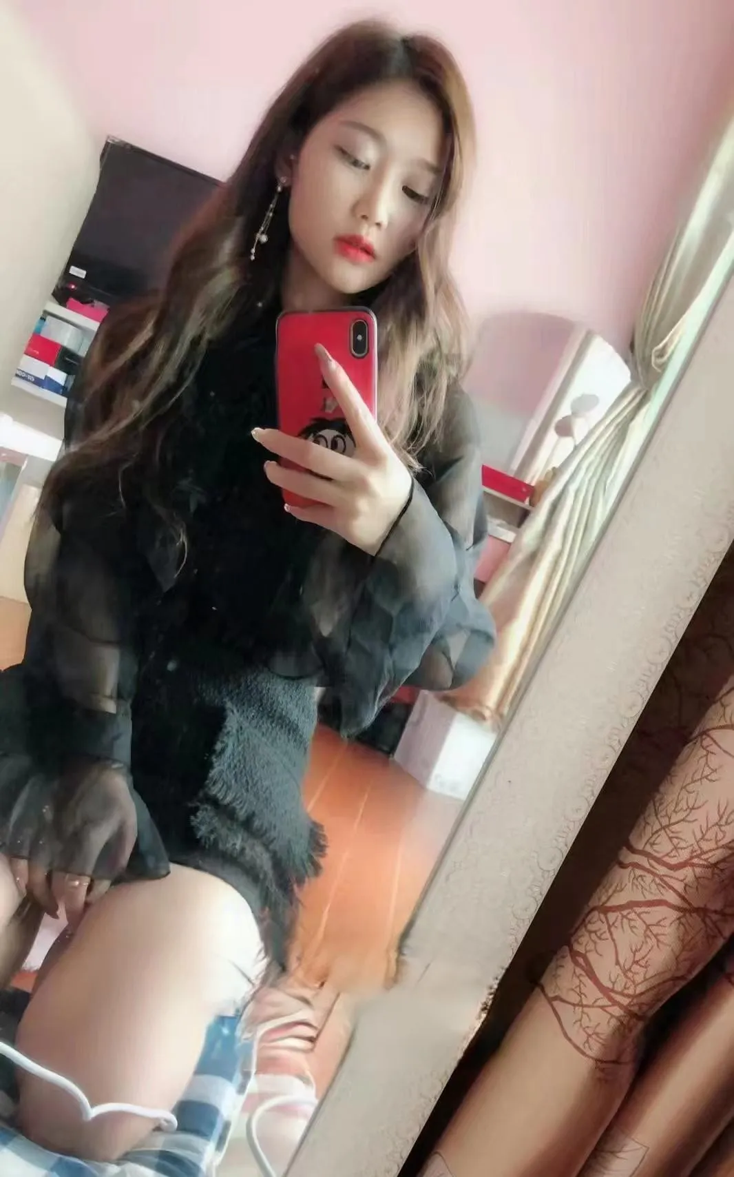 搞到的美妆兼职妹子