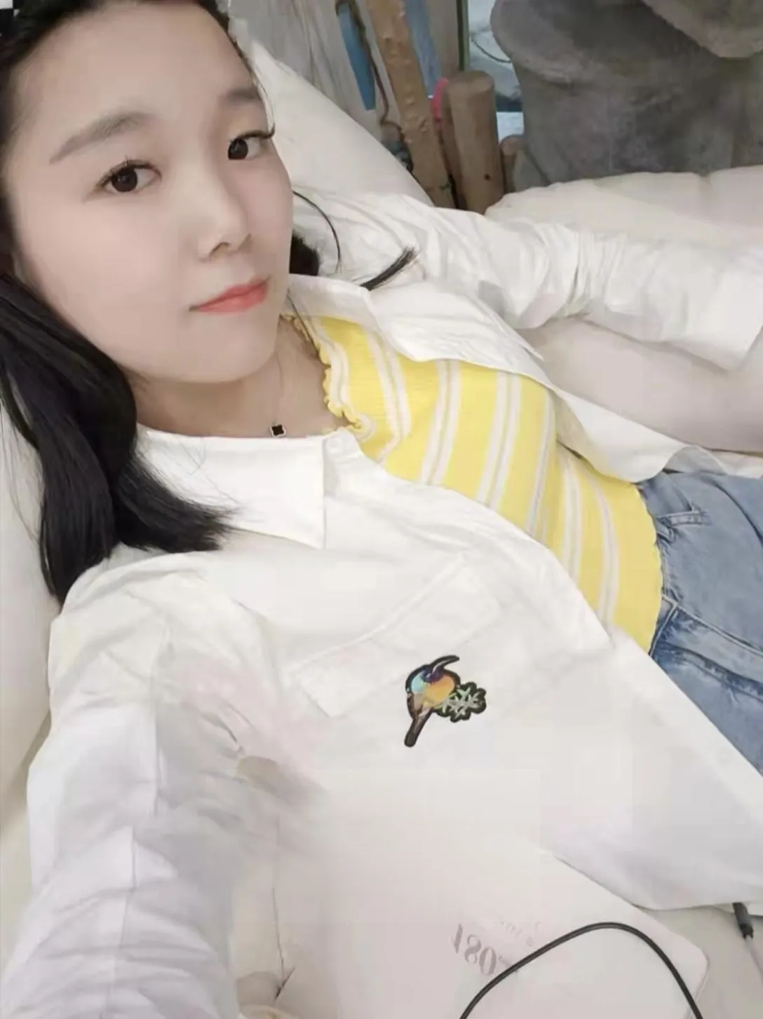 素颜美女（灵儿）