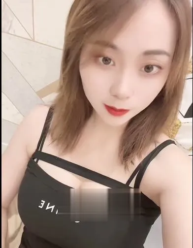 光谷佳佳