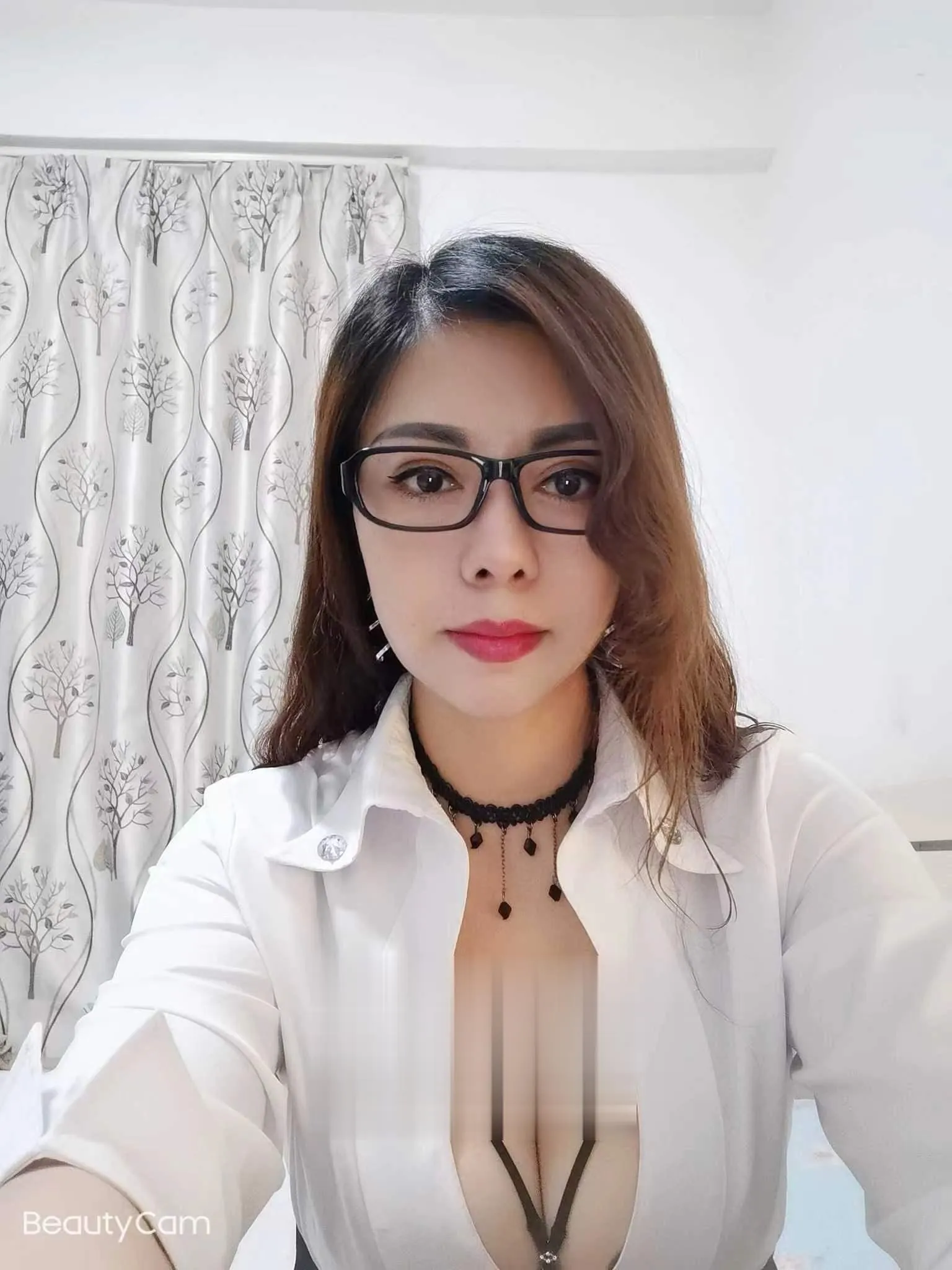 丹竹头风骚少妇 媚儿