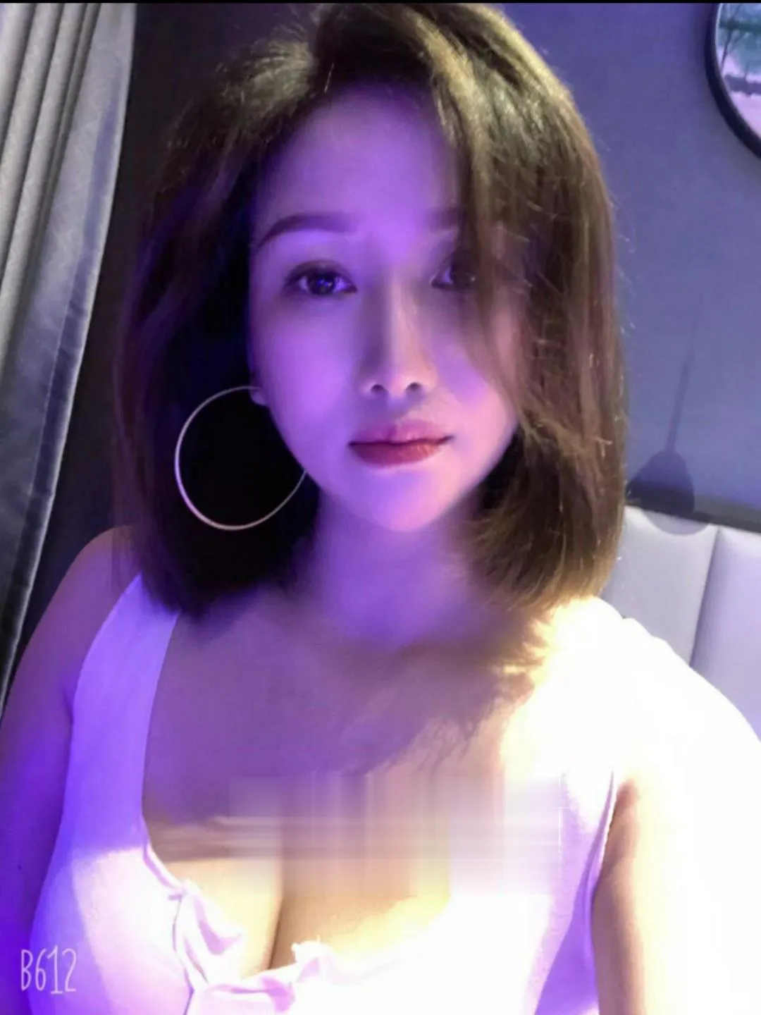 少妇幽眉