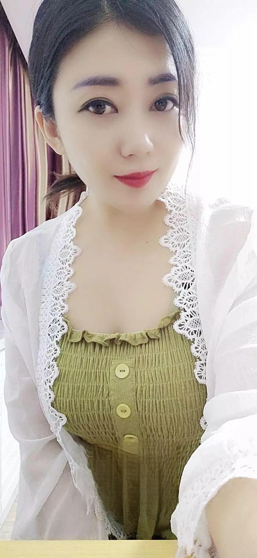 曈曈