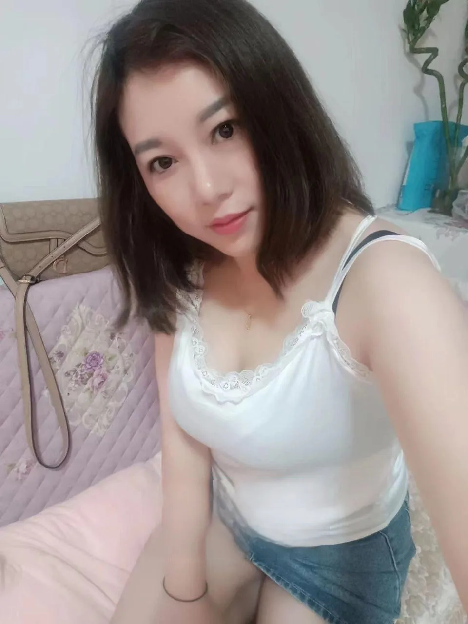 惠城区丰满型熟女