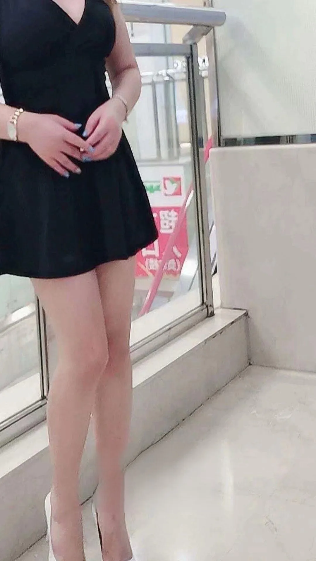 曈曈