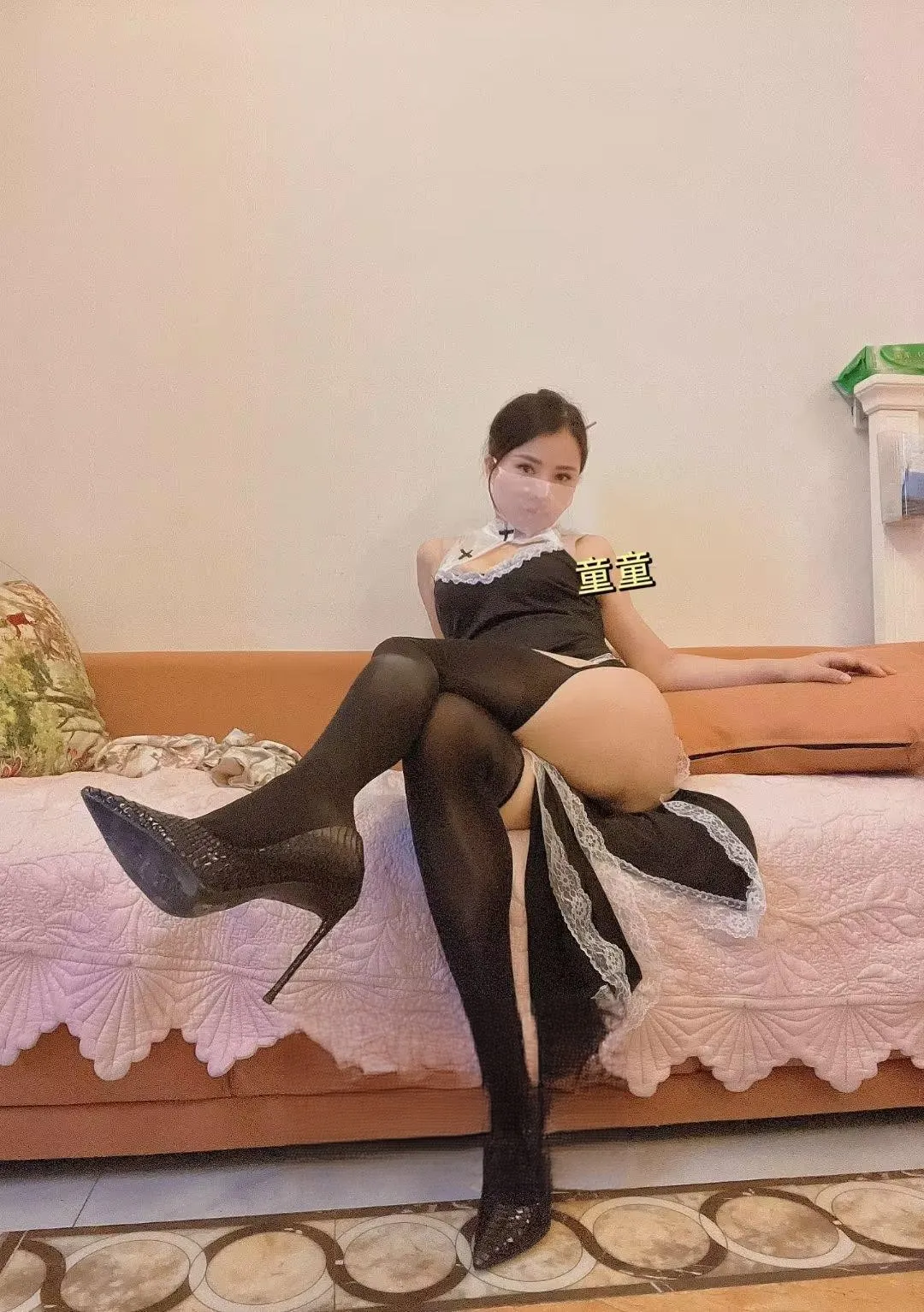 蜂巢刚下海妹子