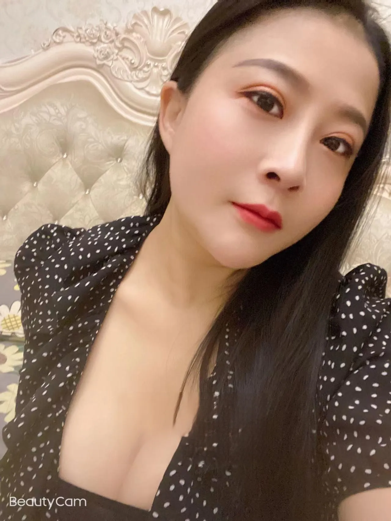包河丰满美女
