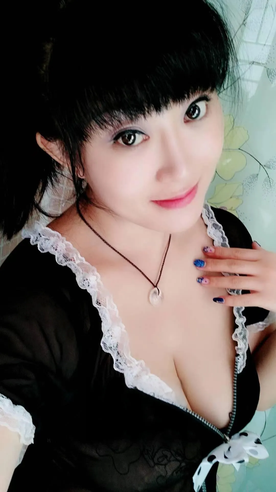 丰满型少妇白兰地
