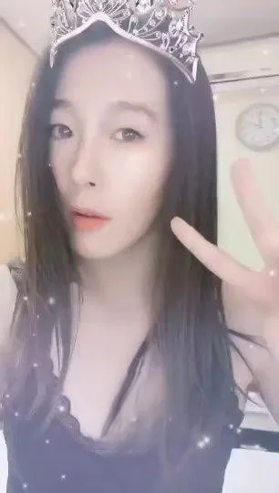 骚女，能让人腿软