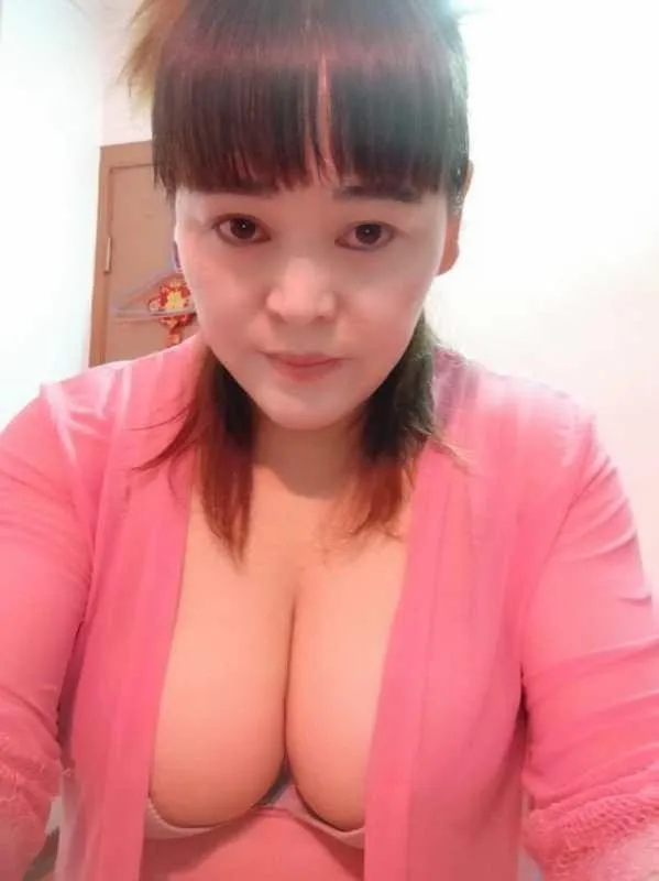 虹口G奶熟女梦梦