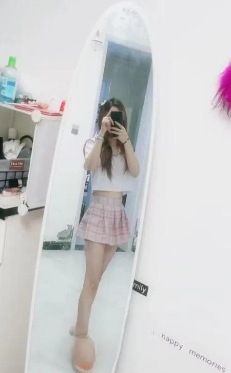郑州年轻苗条小妹
