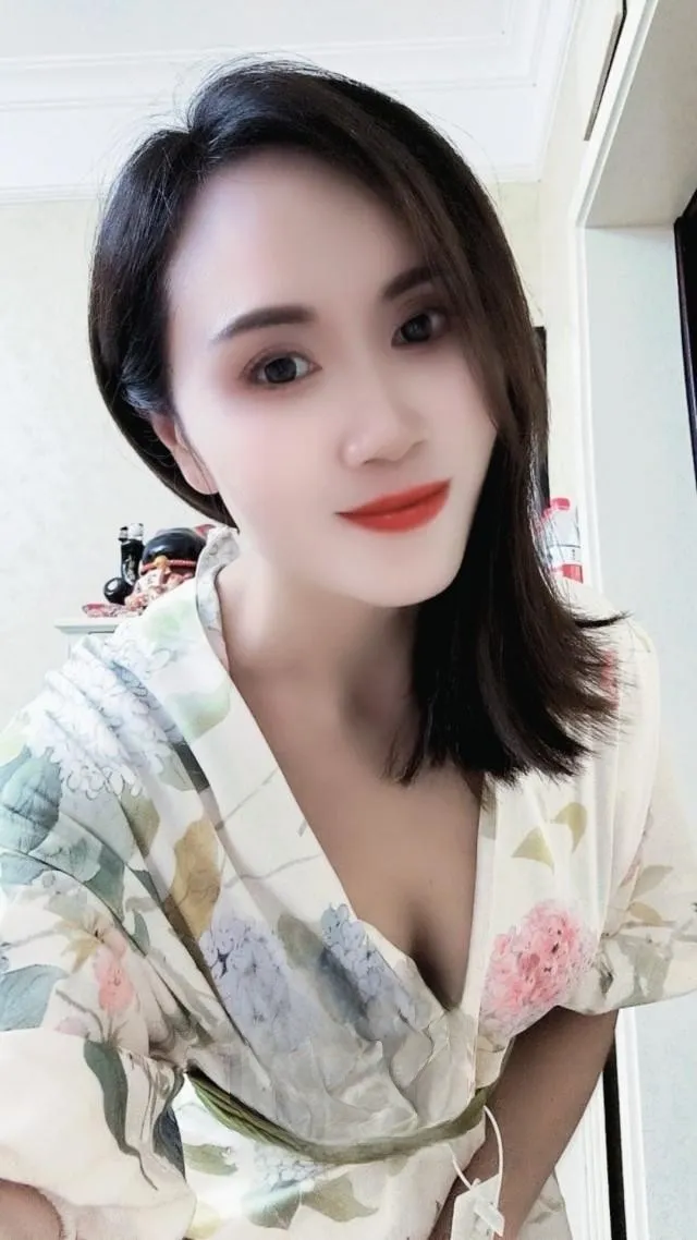 华新街小钰