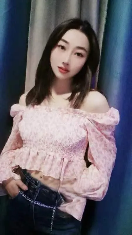 温雅女神小佩奇