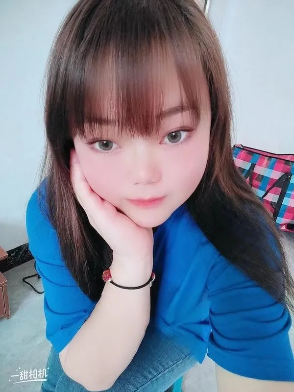 罗湖微胖小萝莉