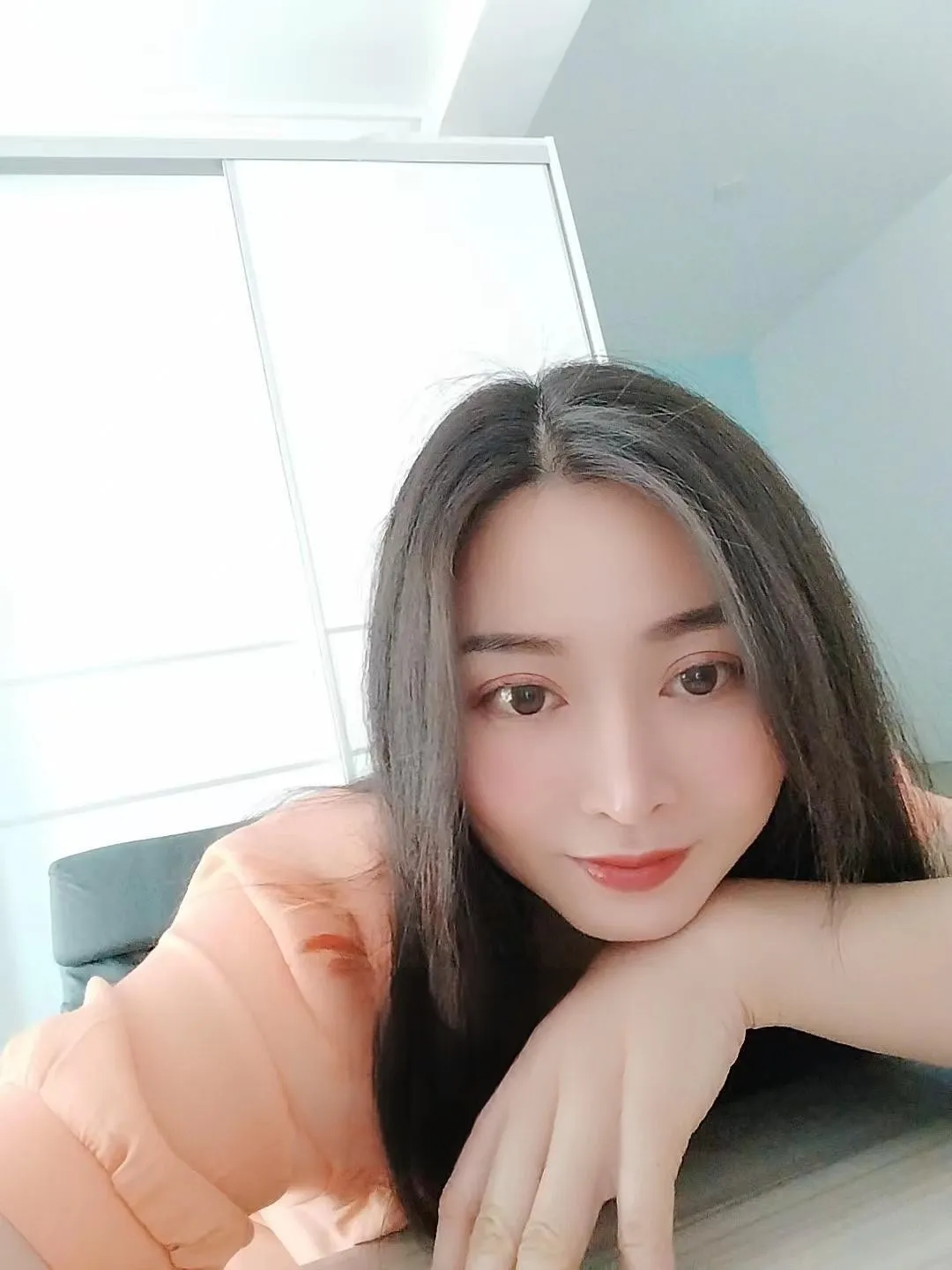 南山丝足小女人