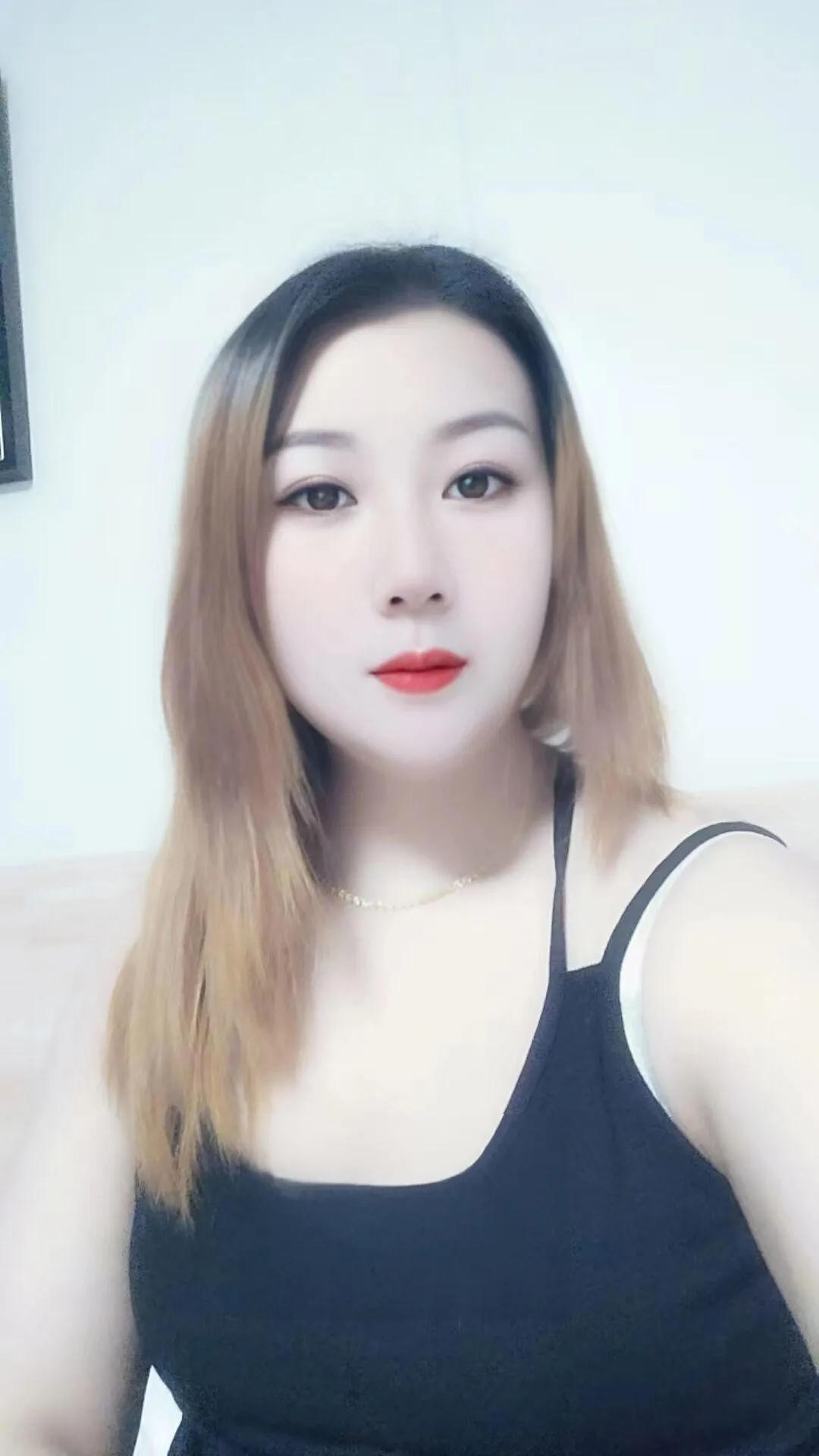 大奶新人娜娜