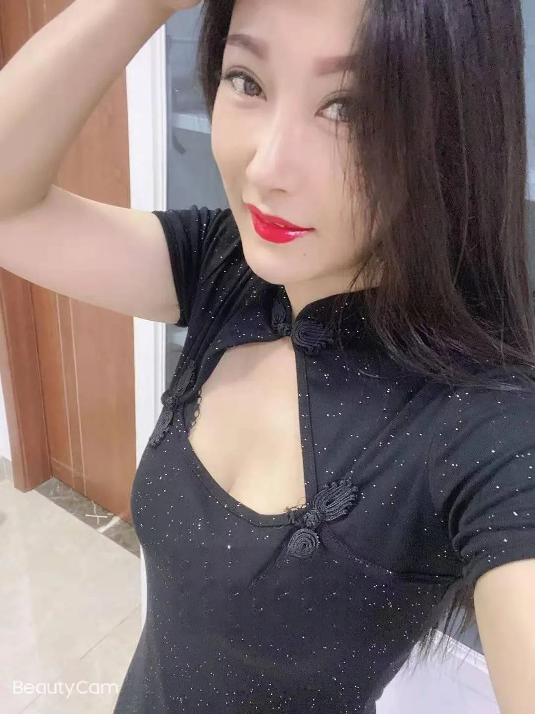 【黑店曝光】风流兼职少妇 