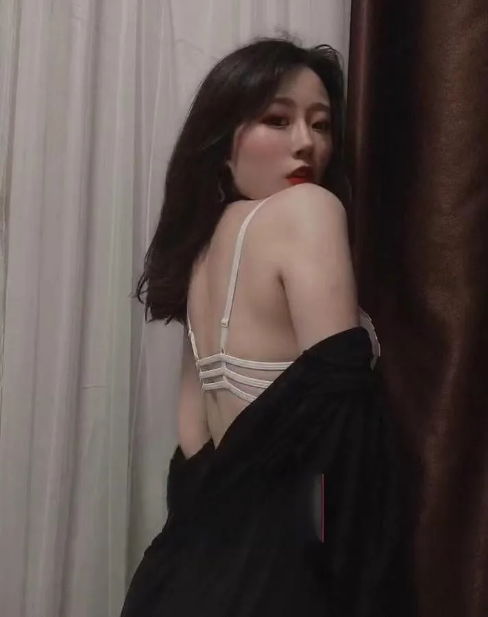 【黑店曝光】东区美女服务一绝