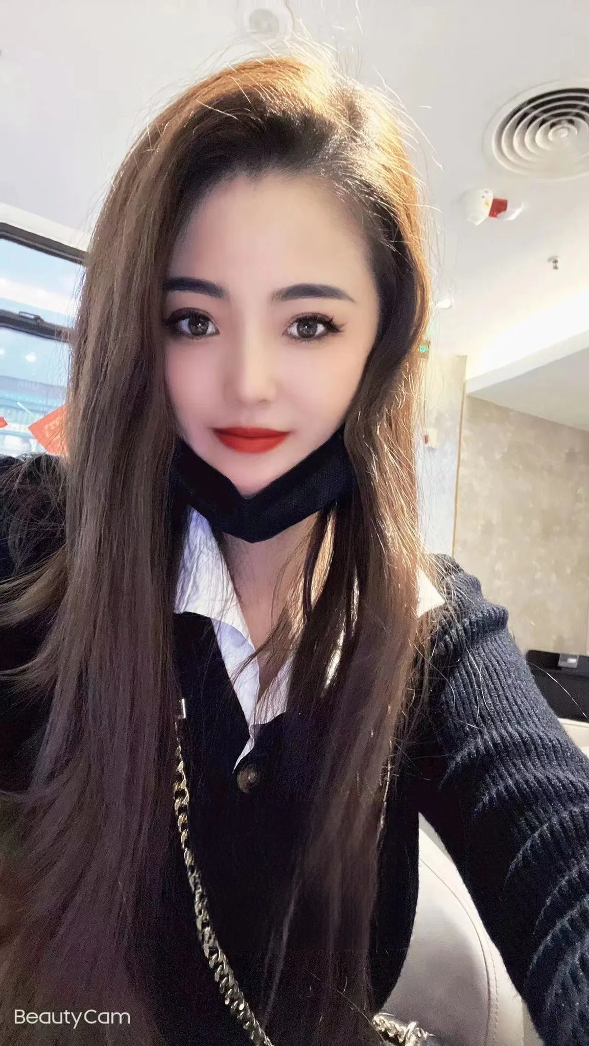 中山高颜值美女细雨丝丝
